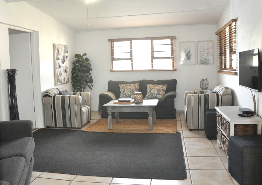 4 Bedroom Property for Sale in Queensberry Bay Eastern Cape